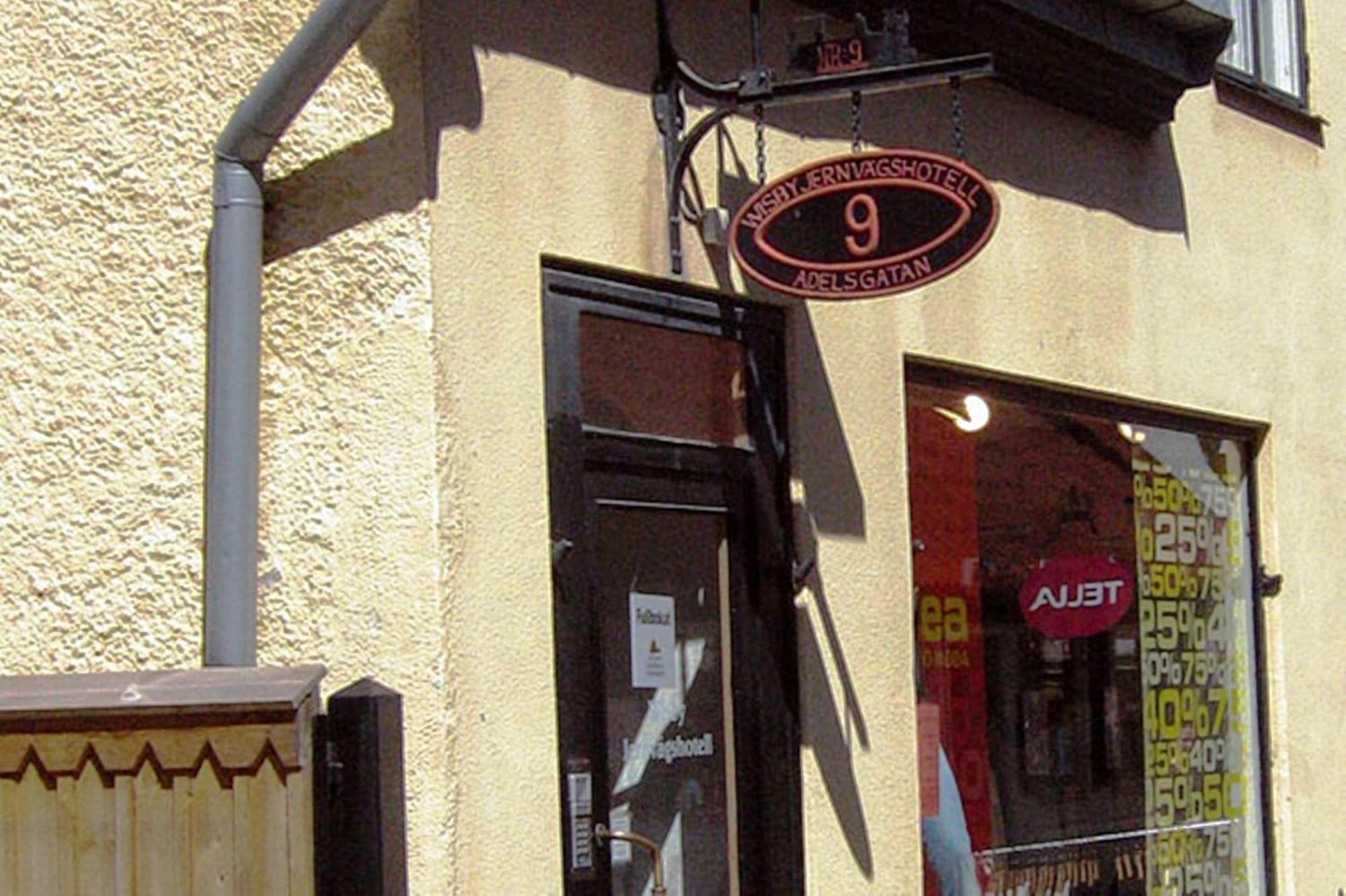 Adelsgatan Bed & Breakfast VBY Esterno foto