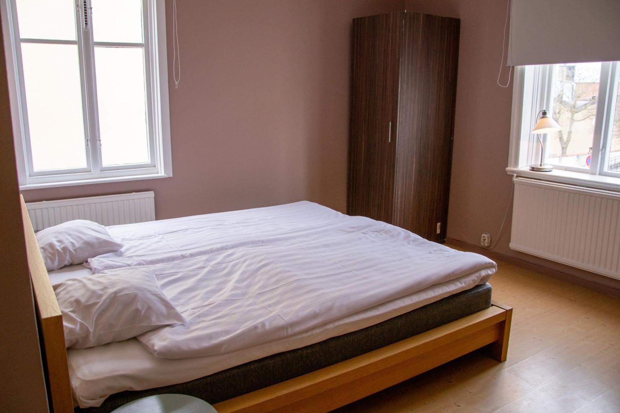 Adelsgatan Bed & Breakfast VBY Esterno foto