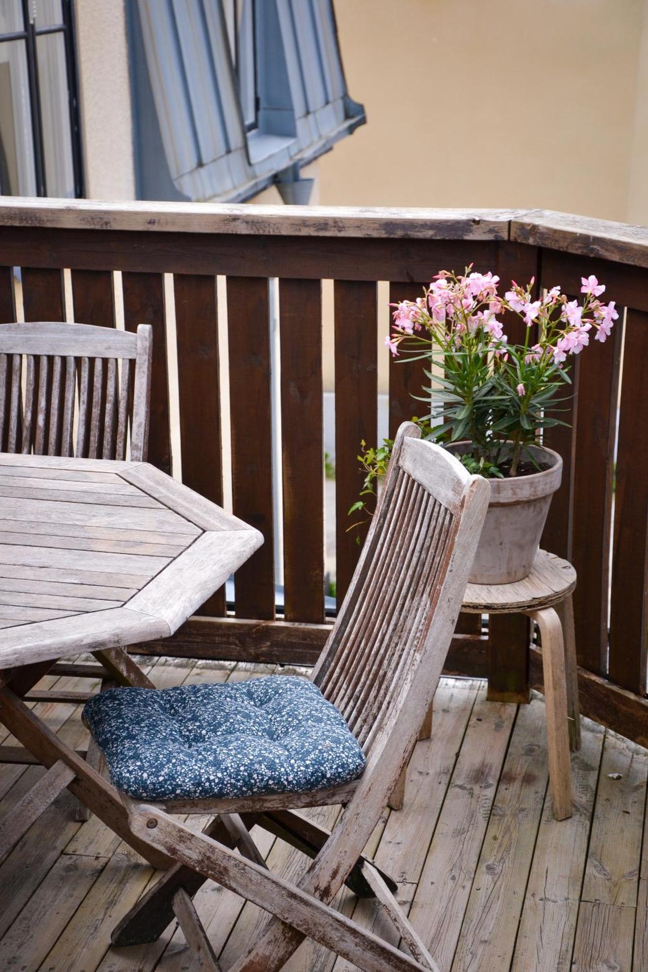 Adelsgatan Bed & Breakfast VBY Esterno foto