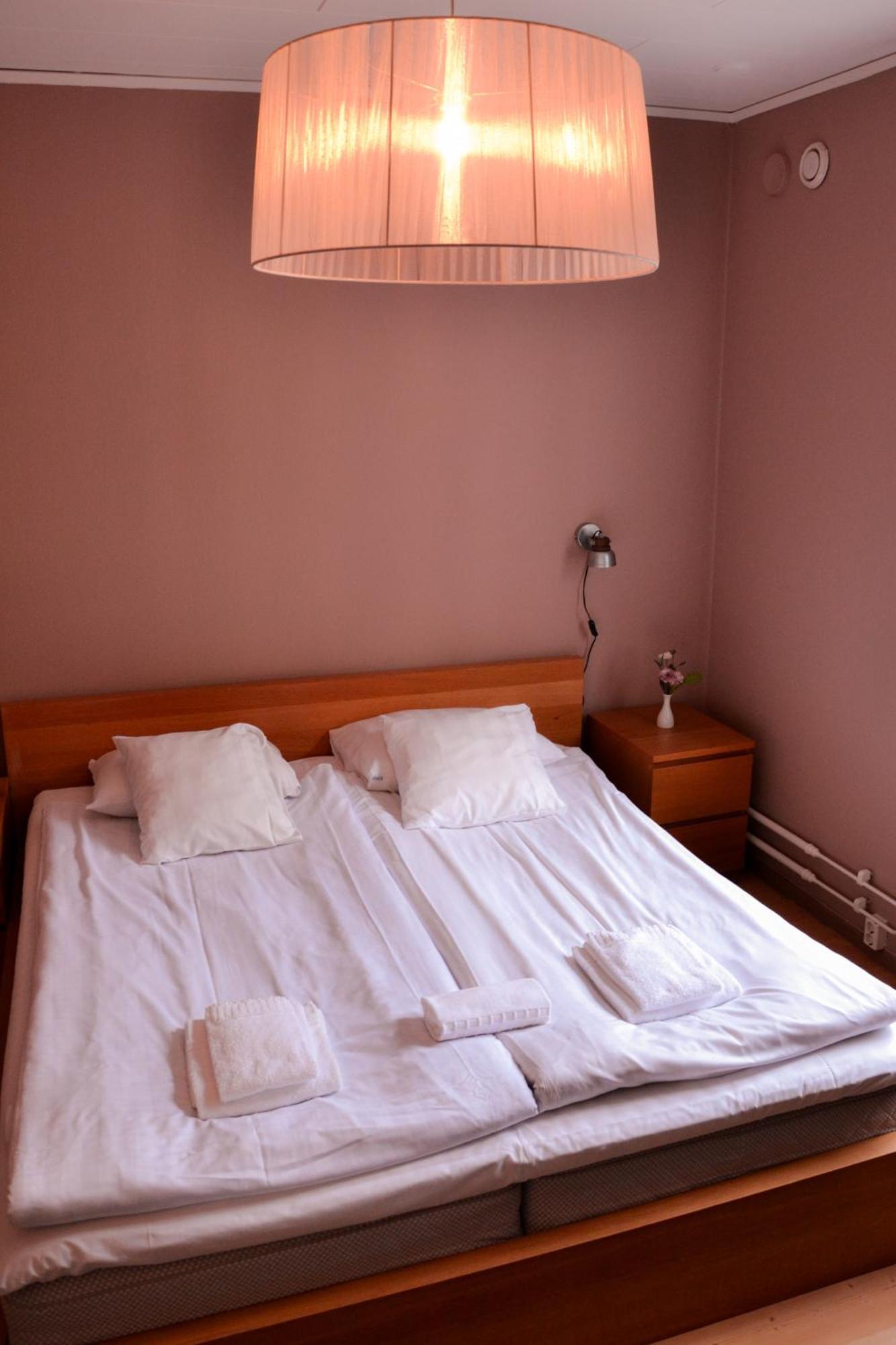 Adelsgatan Bed & Breakfast VBY Esterno foto